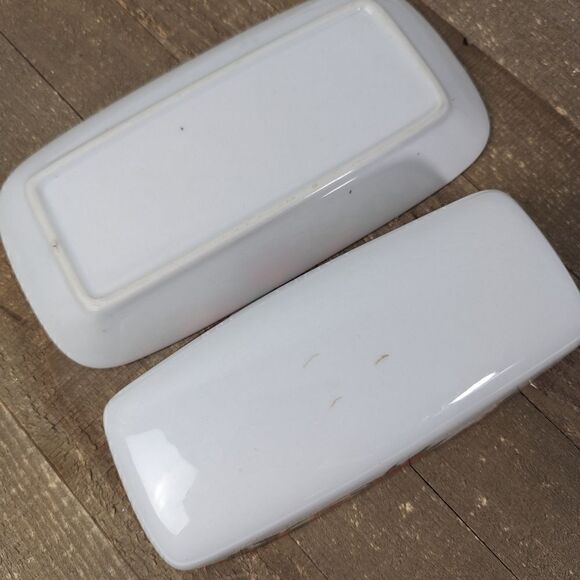 Vintage Christmas dishes, Ancam Poinsettia pattern butter dish with lid - Picture 7 of 7